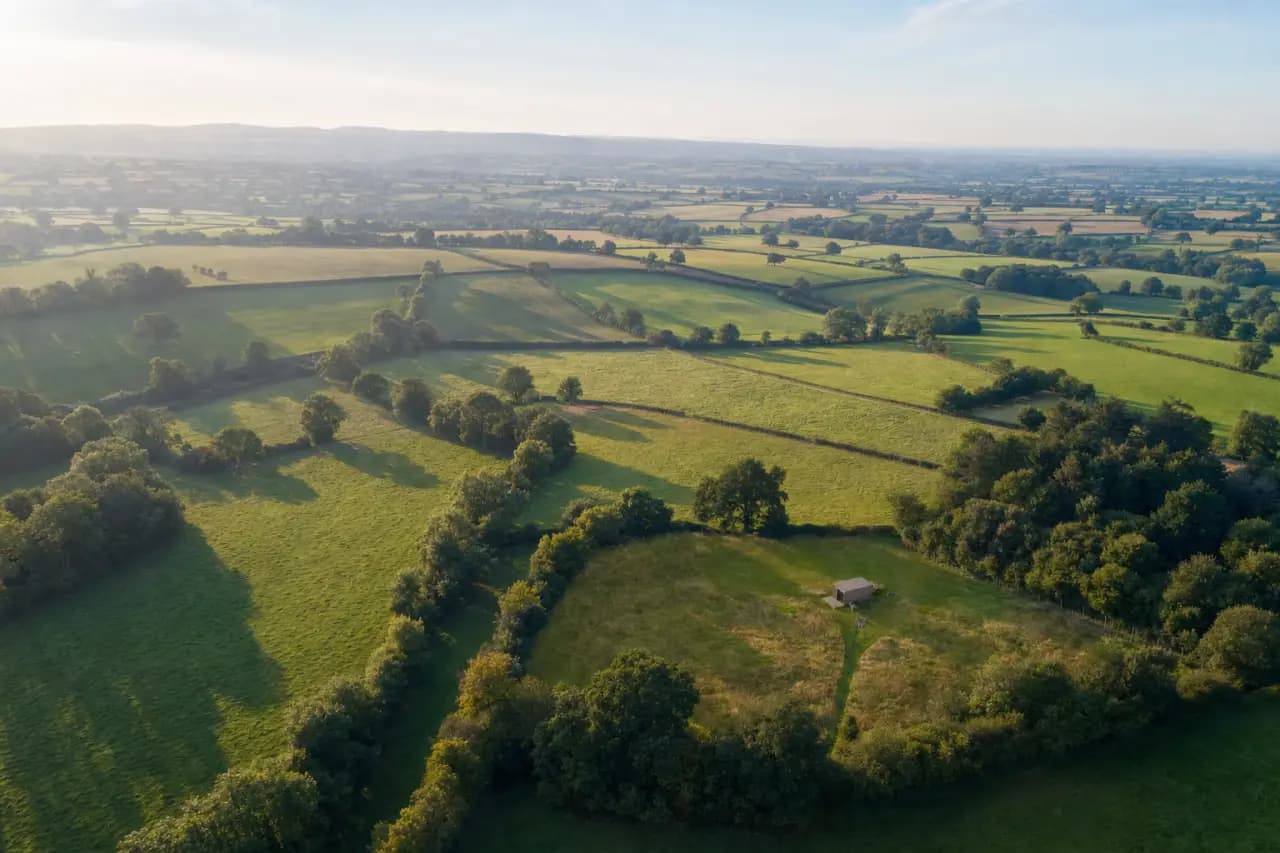 Can I Buy Land and Build a Tiny House in the UK?