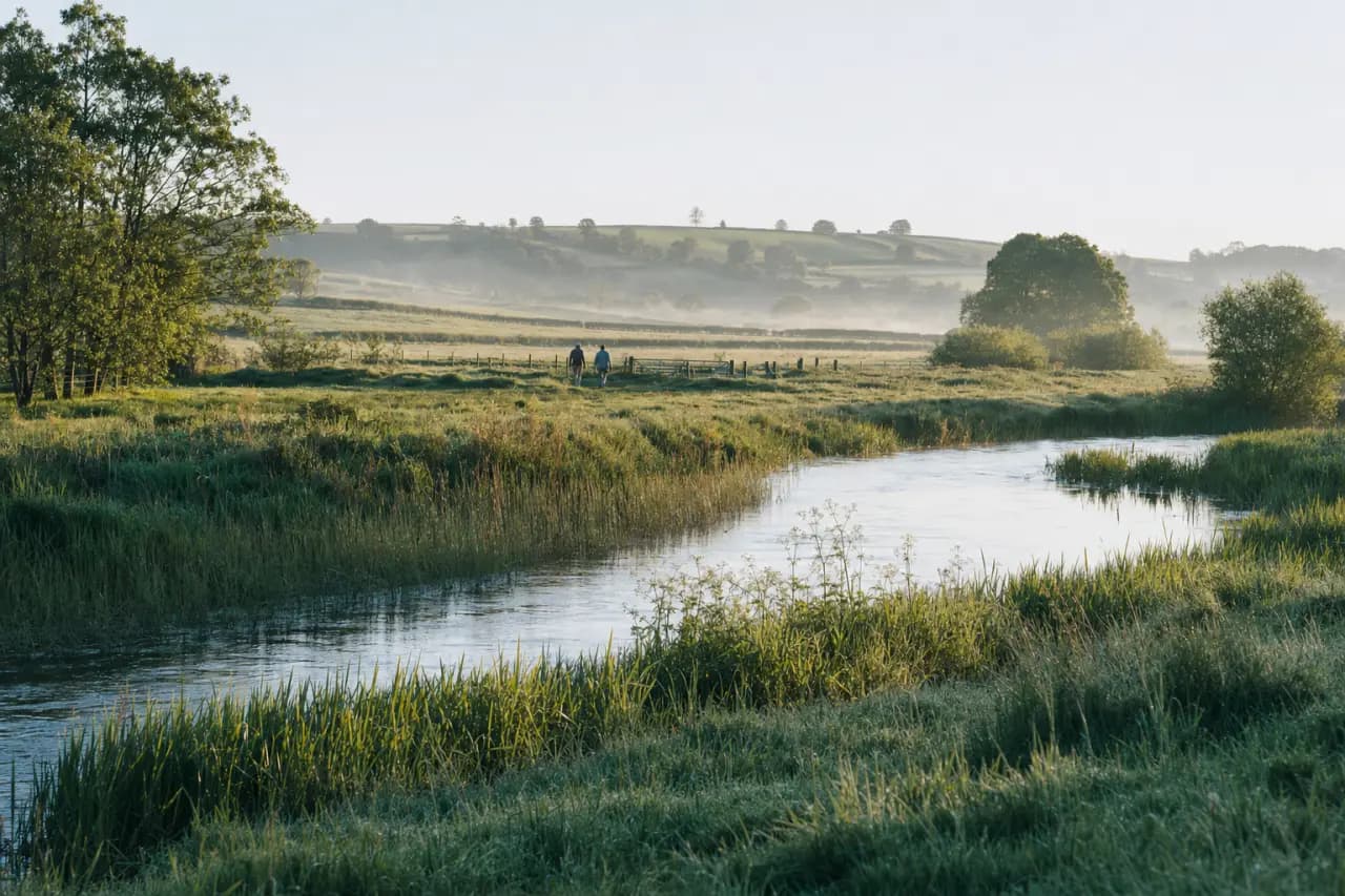 How to Check for Footpaths, Bridleways and Public Rights of Way Before Buying Land in the UK