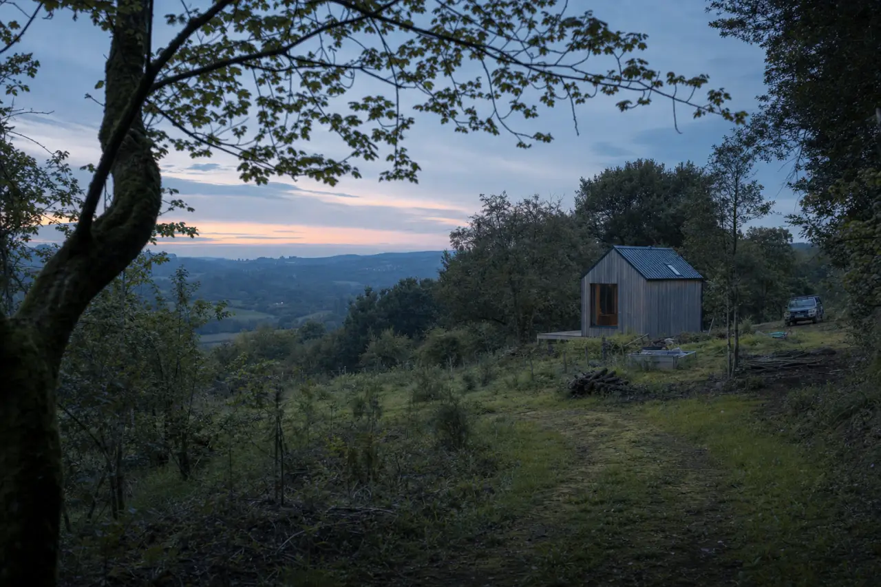 Can I Buy Land and Build a Tiny House in the UK?