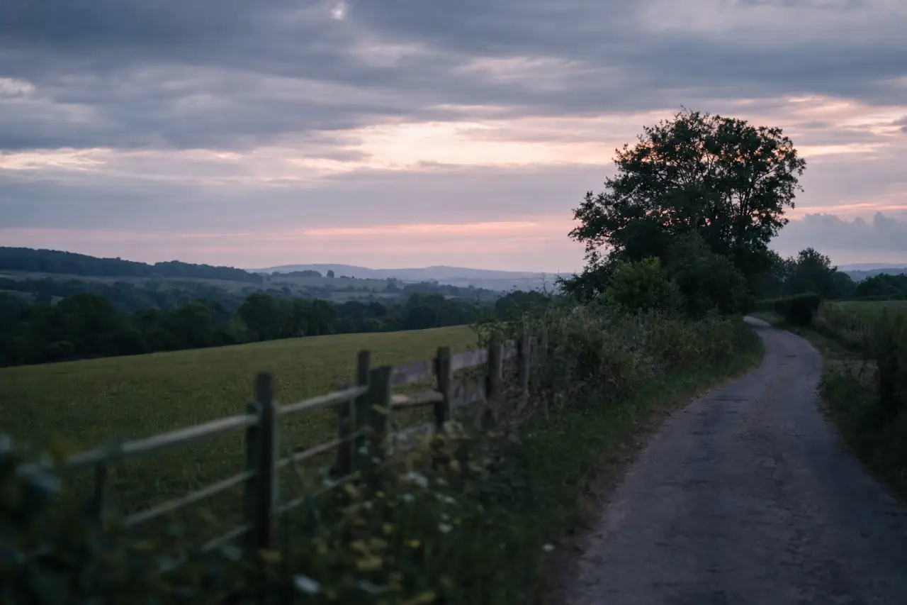 How to Buy Land with Bad Credit in the UK: Finance Options and Practical Solutions